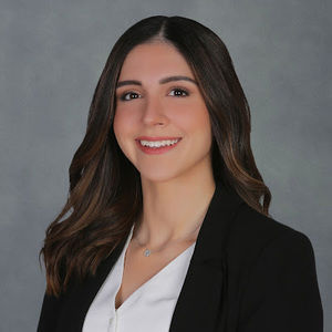 Meet your Posher, Aya